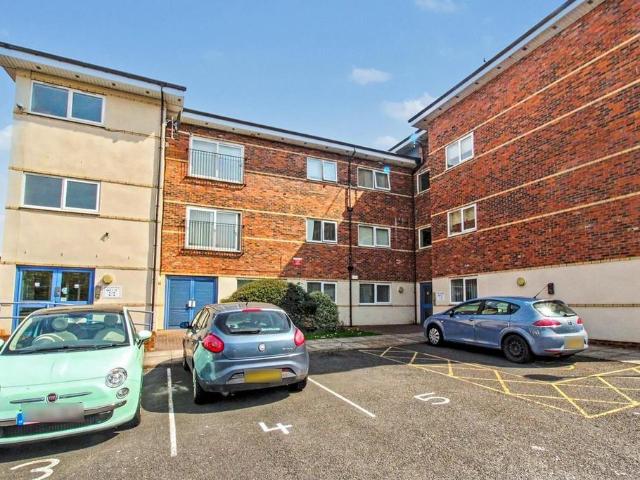 Flat for sale in Percy Main, North Shields