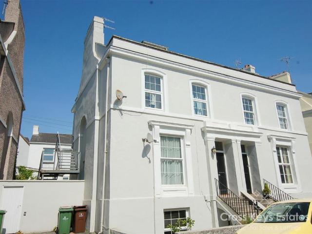 Flat for sale in Mount Wise