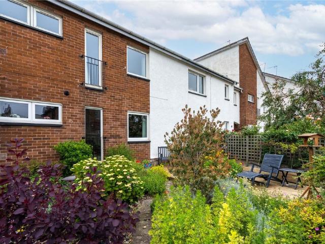 Flat for sale in North Berwick, Scotland