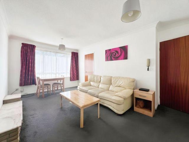 Flat for sale in Spital Tongues, Tyne And Wear