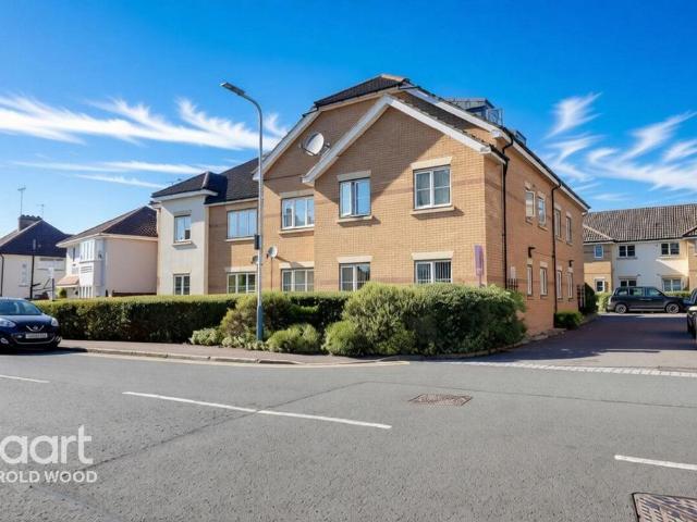 Flat for sale in London Borough of Havering, Greater London