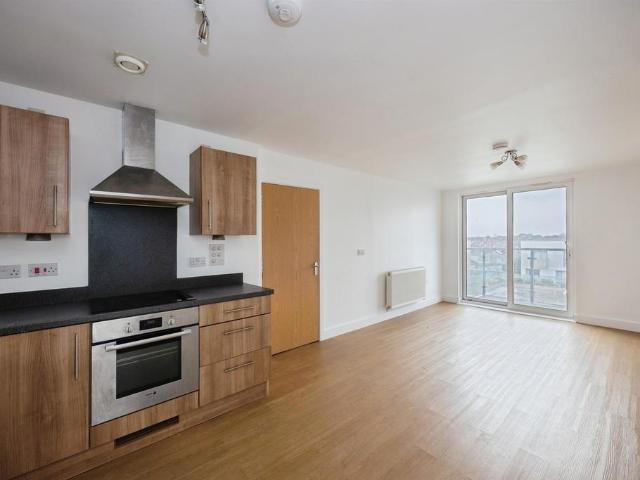 Flat for sale in Fratton, City Of Portsmouth
