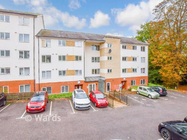 Flat for sale in Ringlestone, Maidstone