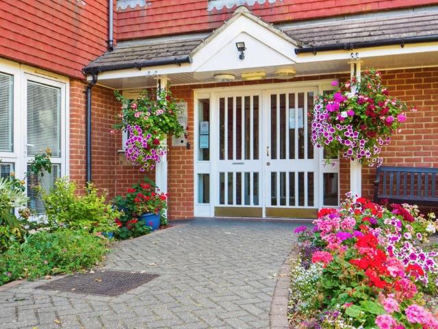 Flat for sale in Westgate-on-Sea, Acol
