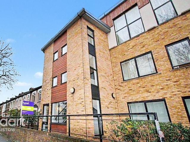 Flat for sale in Plaistow, Isle Of Man