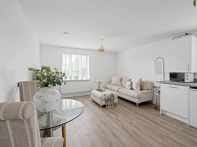 Flat for sale in Whiteley, Hampshire