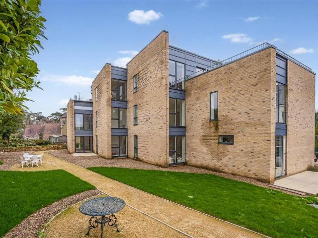 Flat for sale in Clevedon, North Somerset