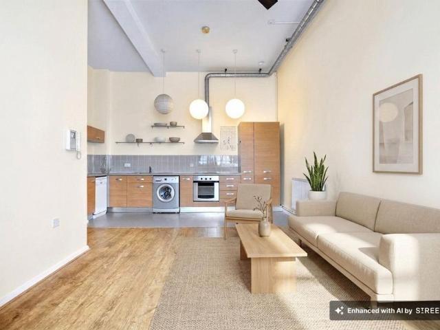 Flat for sale in St Matthew's, Old Wharf