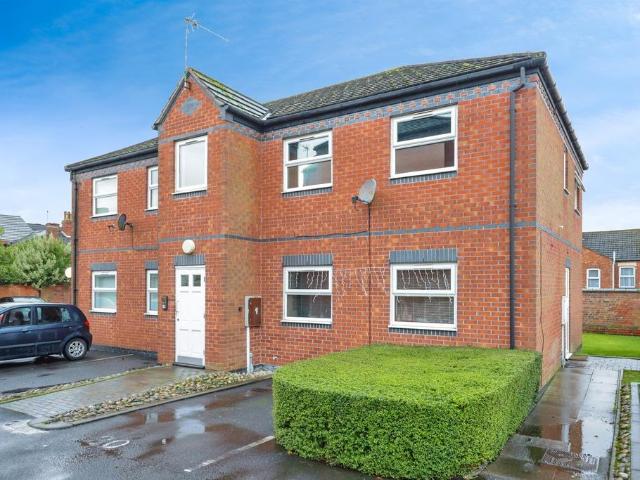 Flat for sale in Hillmorton Paddox, New Bilton