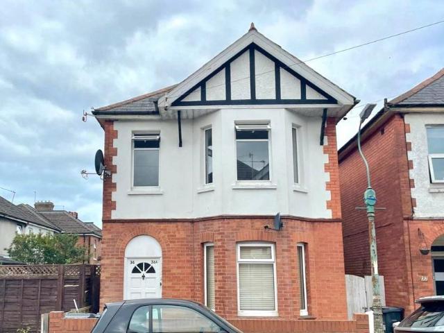 Flat for sale in Springbourne, Bournemouth