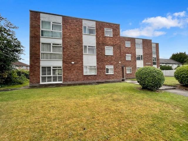 Flat for sale in Georgia, Greater Manchester