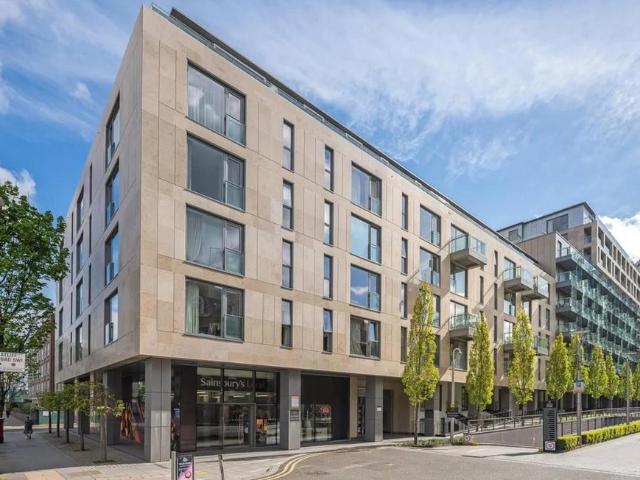Flat for sale in Pimlico, Greater London