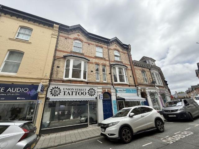 Flat for sale in Highweek, Bridford