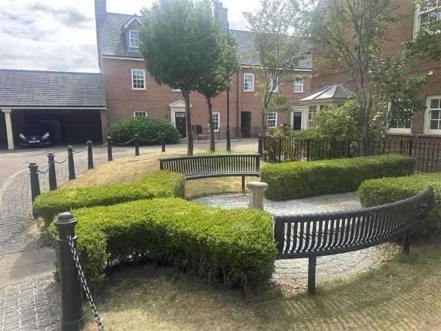 Flat for sale in Tarleton, Roby Mill