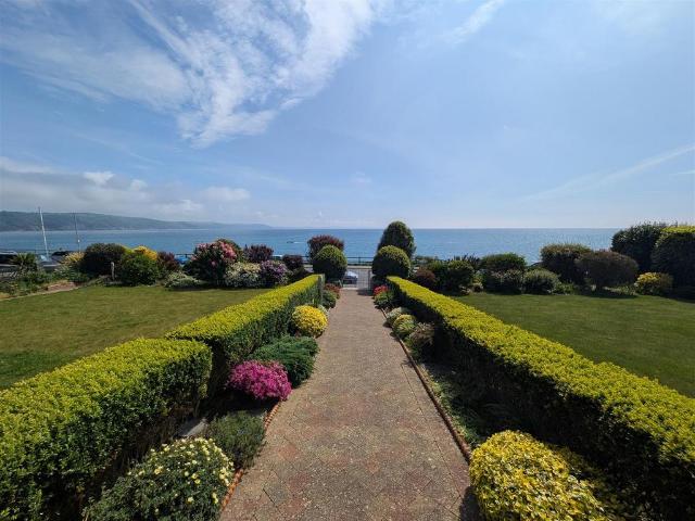 Flat for sale in Plaidy, Looe