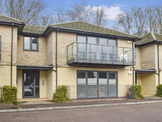 Flat for sale in Huntingdon