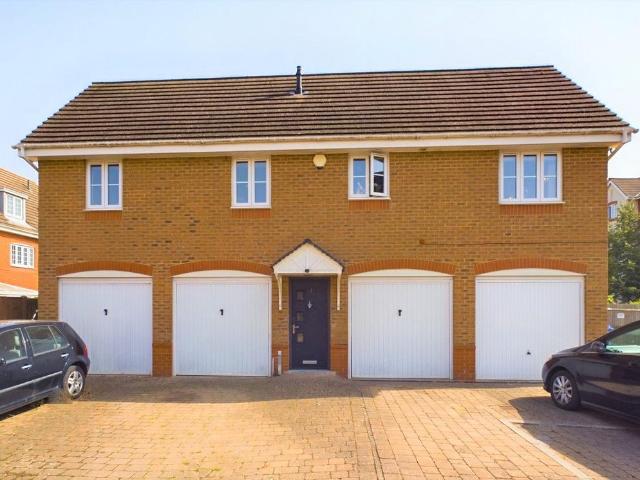 Flat for sale in North Town, Aldershot