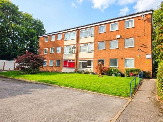 Flat for sale in Boldmere, Birmingham