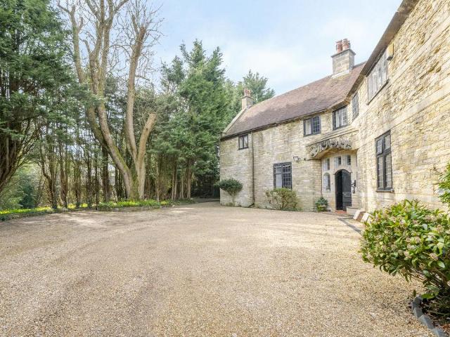 Flat for sale in Crowborough Warren, Cross In Hand