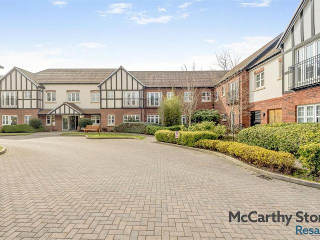 Flat for sale in West Midlands