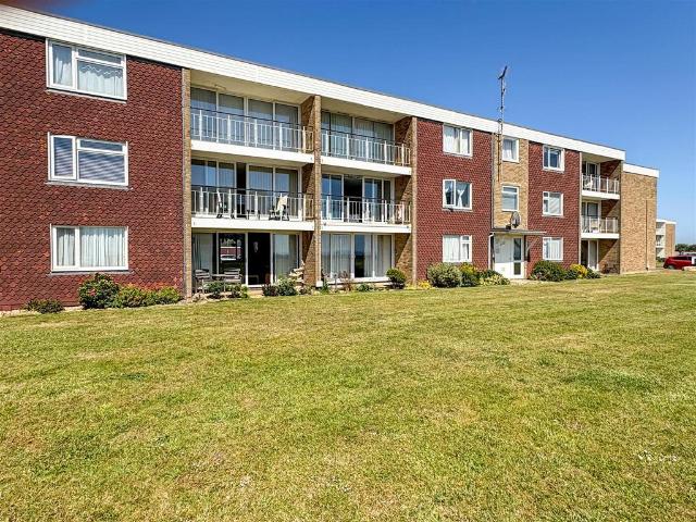 Flat for sale in Rustington, Clapham