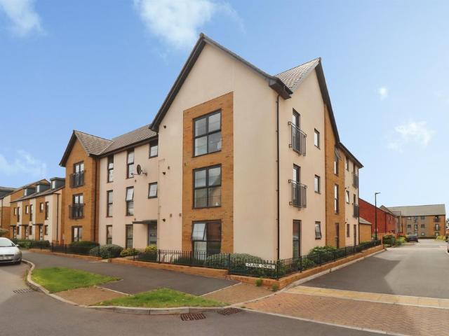 Flat for sale in Yate Rocks, Yate