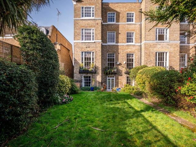 Flat for sale in St. John's Wood, Isle Of Man