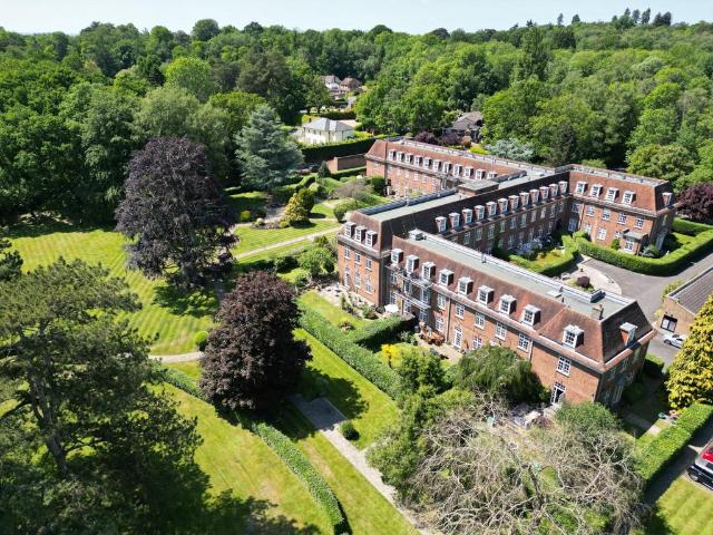 Flat for sale in Row Town, Surrey