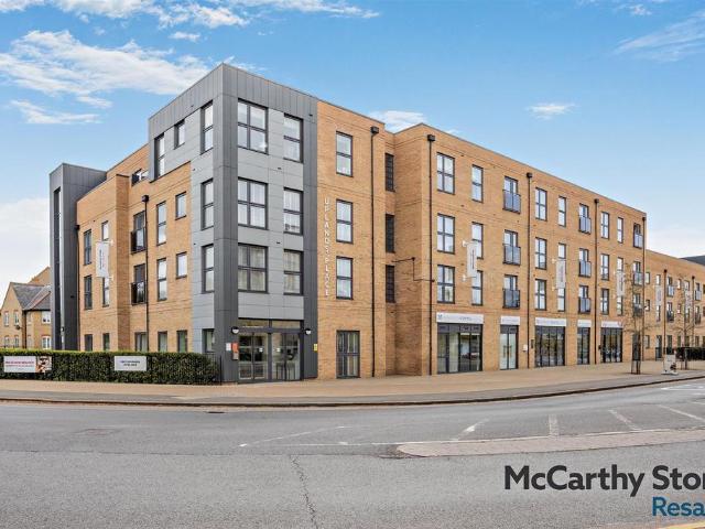 Flat for sale in Arrington, Cambridgeshire