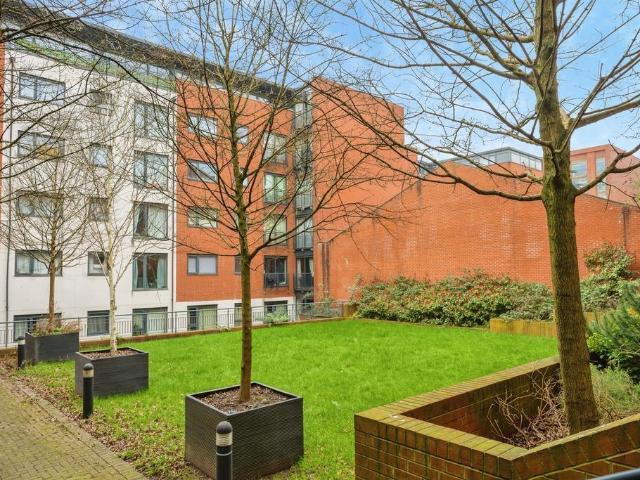 Flat for sale in Highgate, West Midlands