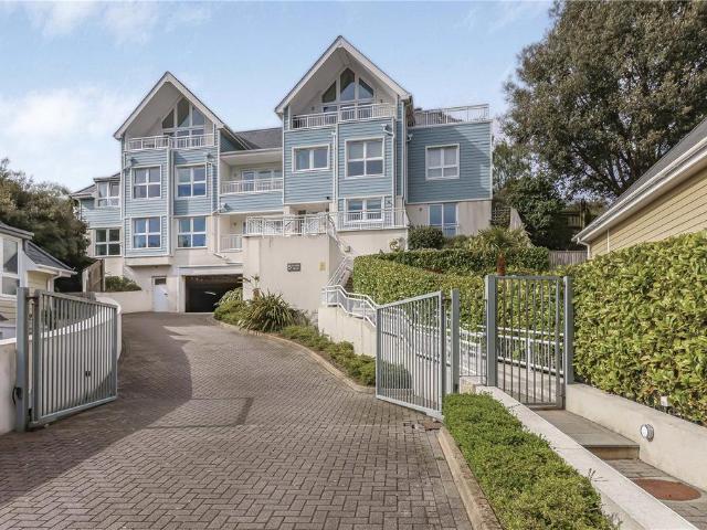 Flat for sale in Penn Hill, Poole