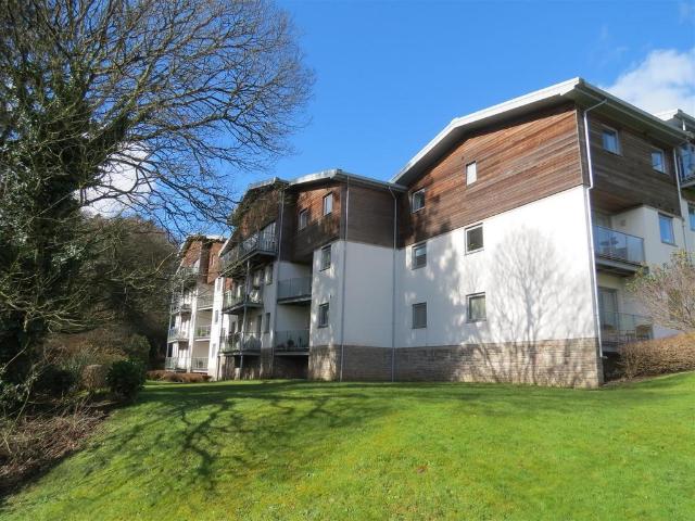 Flat for sale in St. Austell Bay, Cornwall