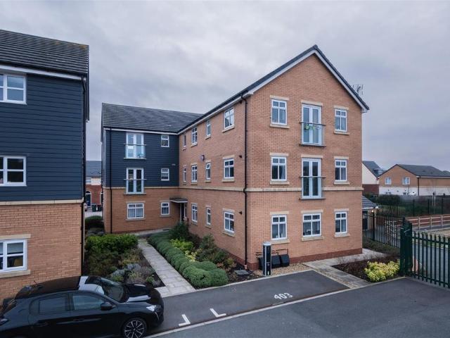 Flat for sale in Winnington, Leftwich