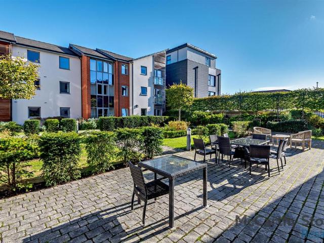 Flat for sale in Edenbrook, Hart