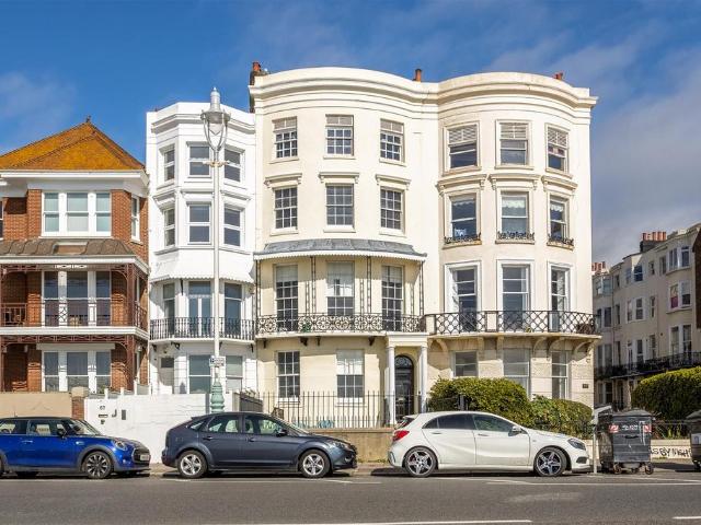 Flat for sale in Kemptown, Brighton & Hove