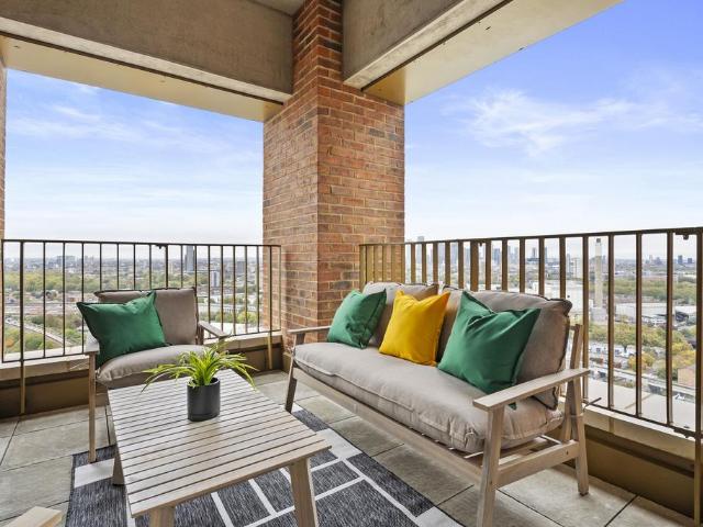 Flat for sale in Peckham, Greater London