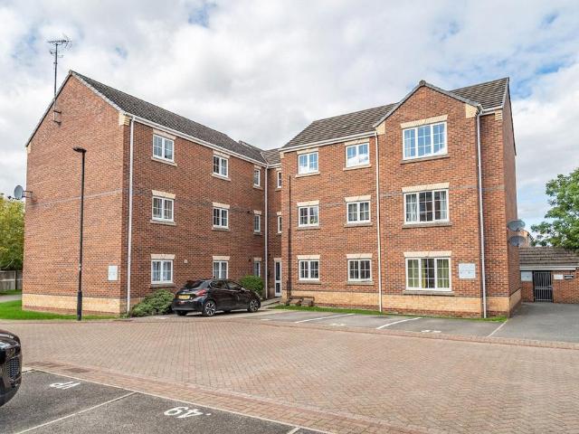 Flat for sale in Derwenthorpe, Osbaldwick