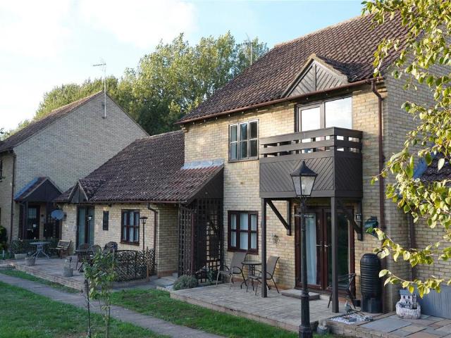 Flat for sale in Mildenhall, West Suffolk