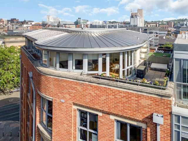 Flat for sale in St Ann's, Haddon