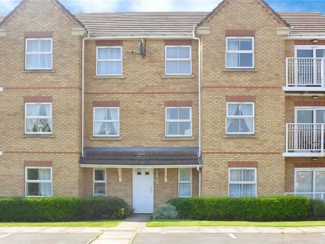 Flat for sale in Cheylesmore, West Midlands