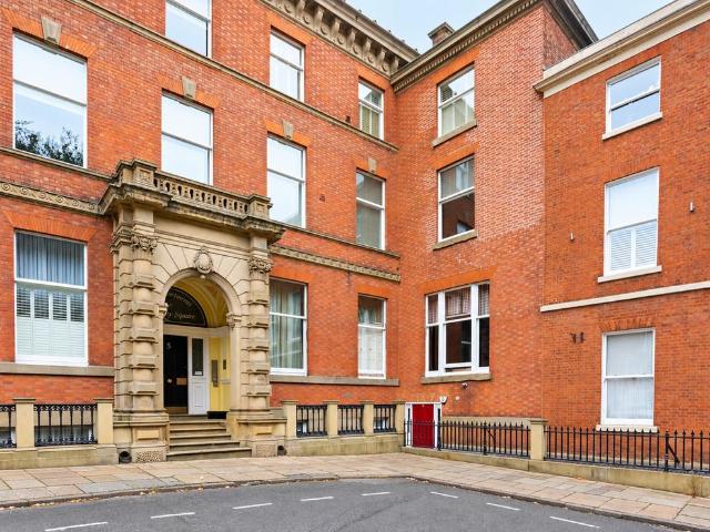 Flat for sale in Avenham, Preston