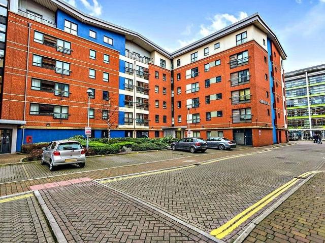 Flat for sale in City Centre, South Yorkshire