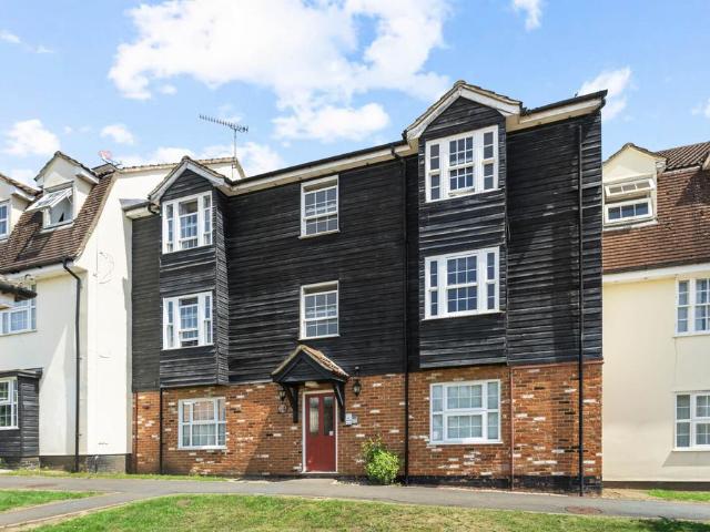 Flat for sale in Hockerill, Colliers End