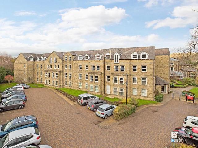 Flat for sale in Ilkley, West Yorkshire