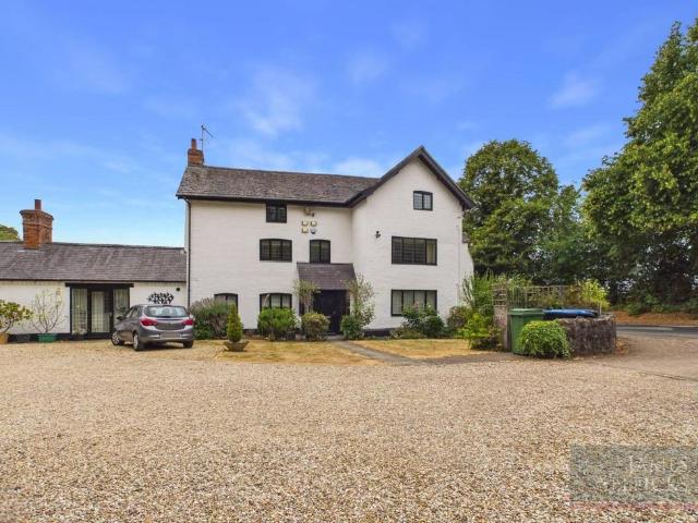 Flat for sale in Stanford On Avon, Leicestershire