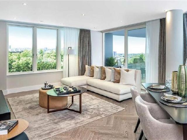 Flat for sale in Barnsbury, Greater London