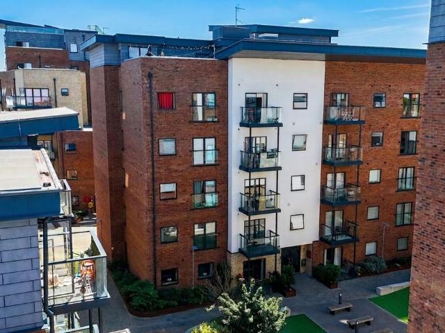 Flat for sale in Lakenham, East Bank
