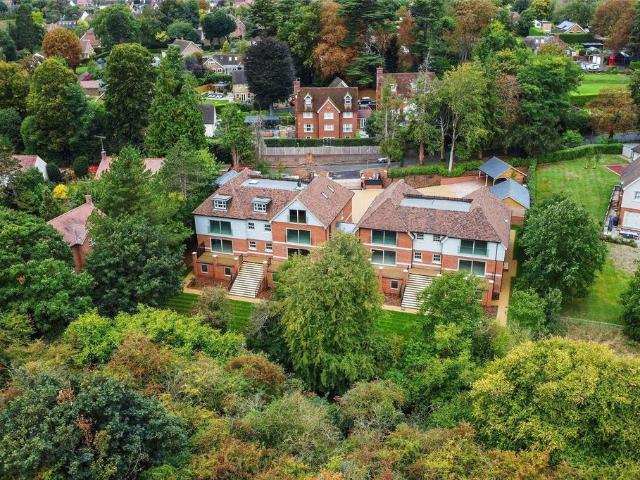 Flat for sale in Bentfield, Duton Hill