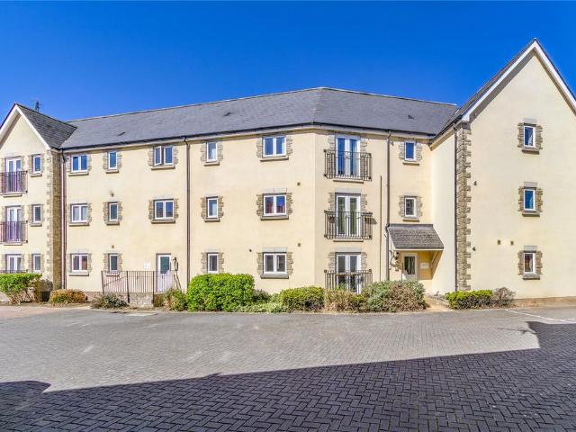 Flat for sale in Redhouse, Abbey Mead