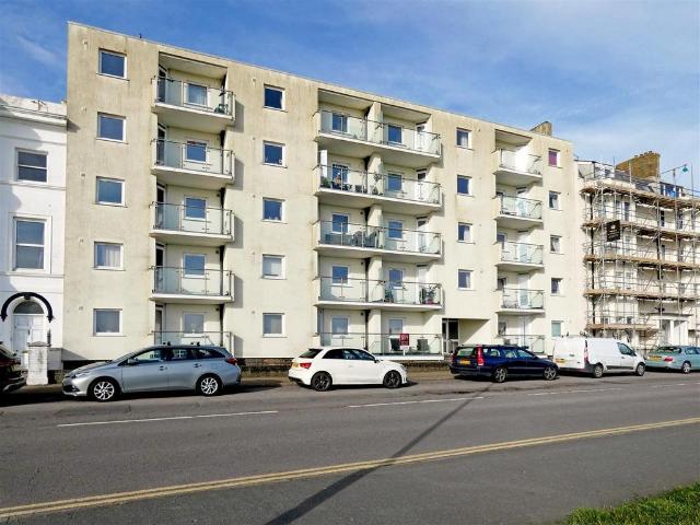 Flat for sale in Clapham, West Sussex
